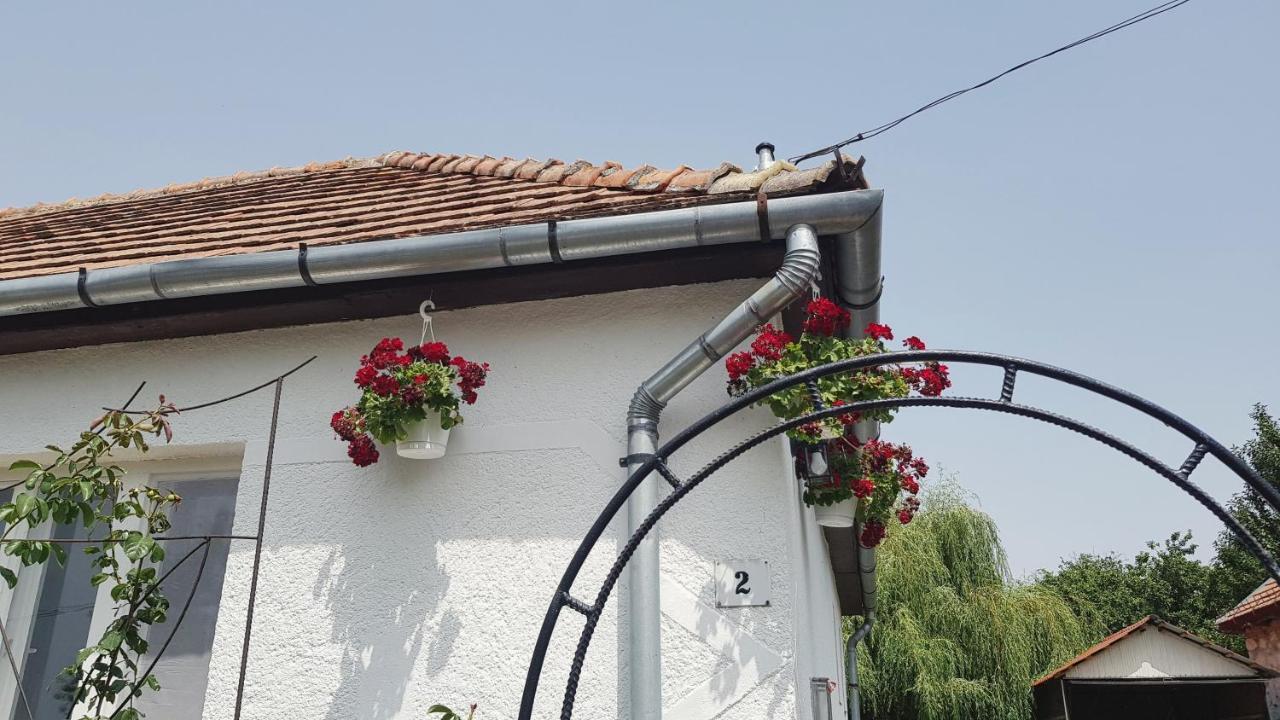 Tepke Guesthouse Garab Екстер'єр фото